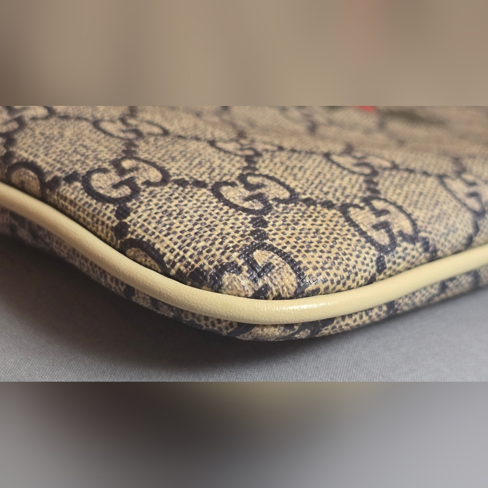 Gucci GG Supreme Coated Canvas Tattoo Collection Crossbody With Dust Bag - Picture 12 of 16